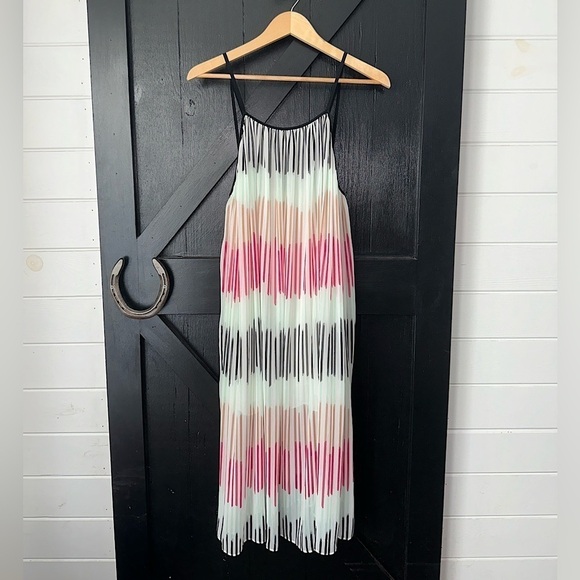 Alice + Olivia Zuri Abstract Square Neck Pleated Flowy Chiffon Midi Dress Sz XS - Picture 4 of 13